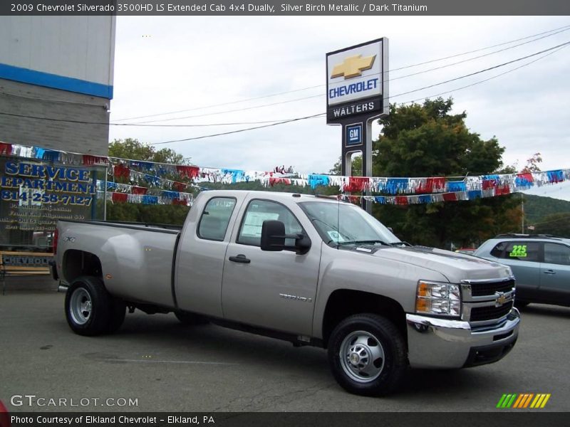 Silver Birch Metallic / Dark Titanium 2009 Chevrolet Silverado 3500HD LS Extended Cab 4x4 Dually