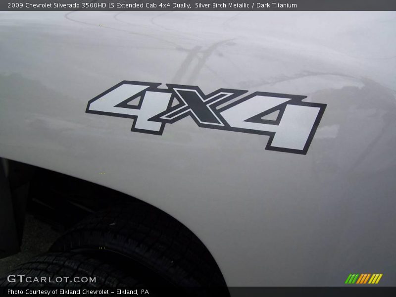 Silver Birch Metallic / Dark Titanium 2009 Chevrolet Silverado 3500HD LS Extended Cab 4x4 Dually
