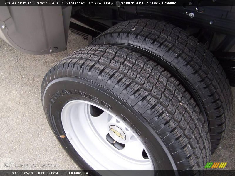 Silver Birch Metallic / Dark Titanium 2009 Chevrolet Silverado 3500HD LS Extended Cab 4x4 Dually