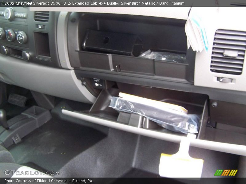 Silver Birch Metallic / Dark Titanium 2009 Chevrolet Silverado 3500HD LS Extended Cab 4x4 Dually