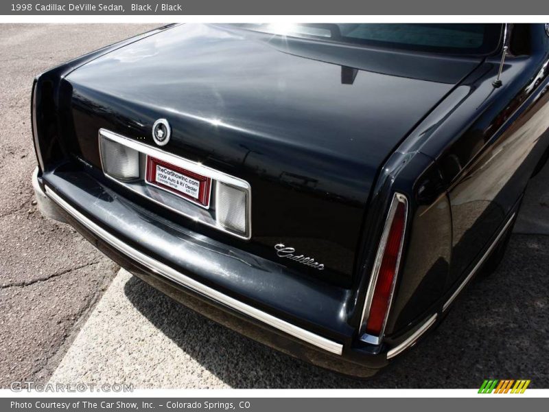 Black / Black 1998 Cadillac DeVille Sedan