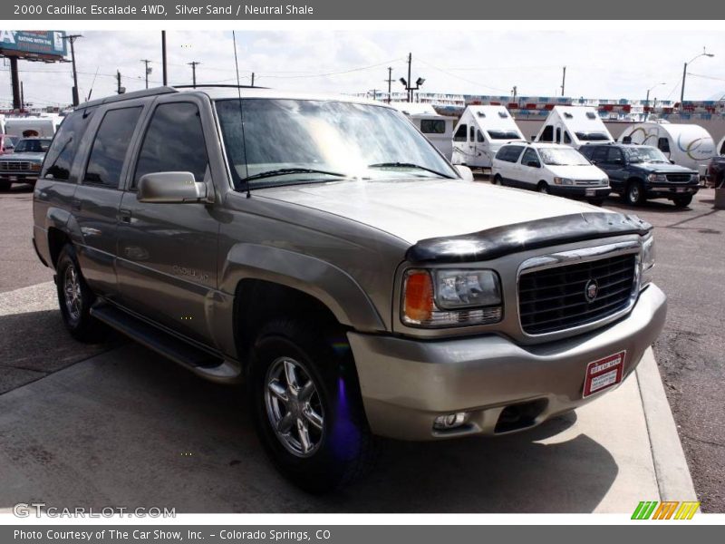 Silver Sand / Neutral Shale 2000 Cadillac Escalade 4WD