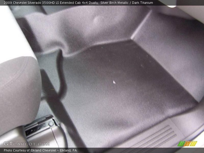 Silver Birch Metallic / Dark Titanium 2009 Chevrolet Silverado 3500HD LS Extended Cab 4x4 Dually