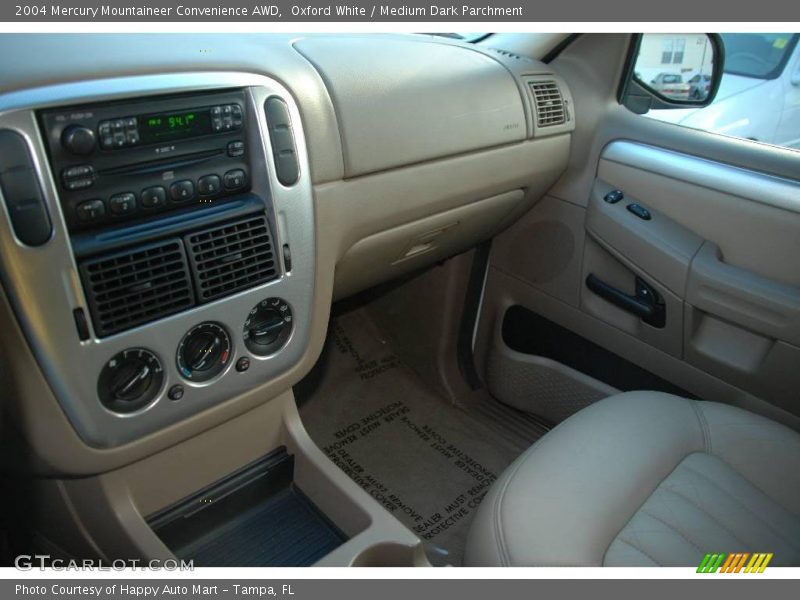 Oxford White / Medium Dark Parchment 2004 Mercury Mountaineer Convenience AWD
