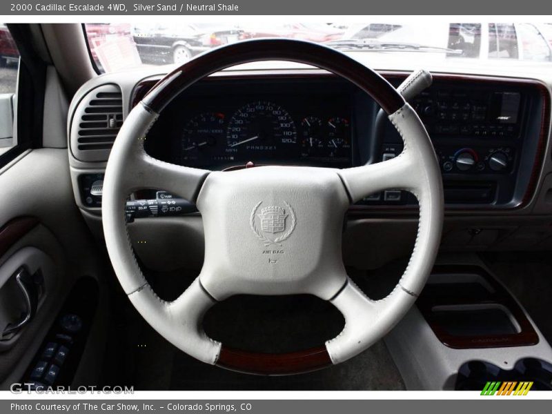 Silver Sand / Neutral Shale 2000 Cadillac Escalade 4WD
