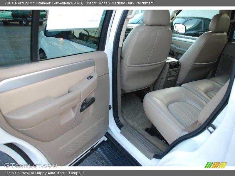 Oxford White / Medium Dark Parchment 2004 Mercury Mountaineer Convenience AWD
