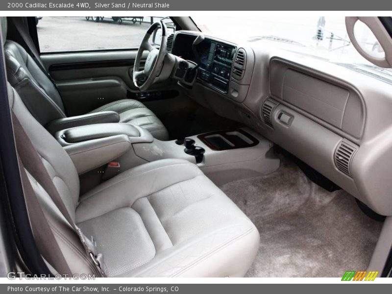 Silver Sand / Neutral Shale 2000 Cadillac Escalade 4WD