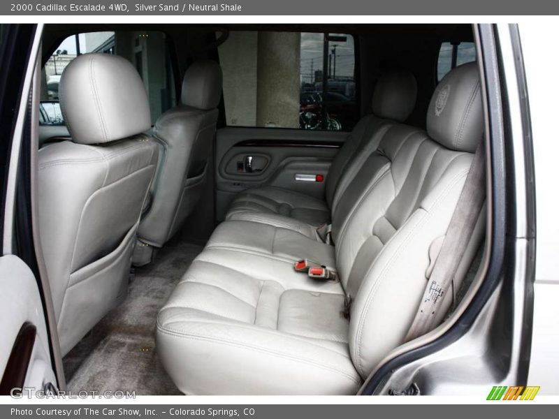 Silver Sand / Neutral Shale 2000 Cadillac Escalade 4WD
