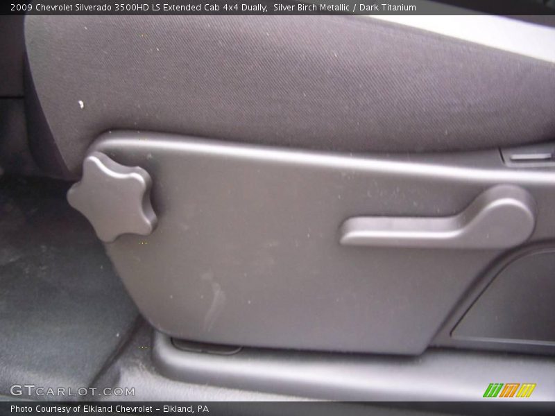 Silver Birch Metallic / Dark Titanium 2009 Chevrolet Silverado 3500HD LS Extended Cab 4x4 Dually
