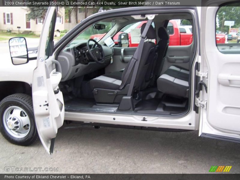 Silver Birch Metallic / Dark Titanium 2009 Chevrolet Silverado 3500HD LS Extended Cab 4x4 Dually