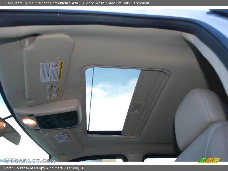 Oxford White / Medium Dark Parchment 2004 Mercury Mountaineer Convenience AWD