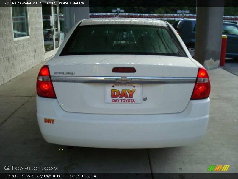 White / Neutral 2004 Chevrolet Malibu Sedan