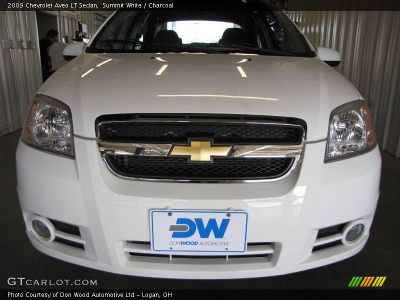 Summit White / Charcoal 2009 Chevrolet Aveo LT Sedan