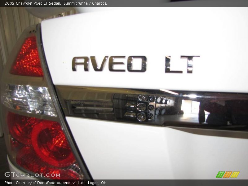 Summit White / Charcoal 2009 Chevrolet Aveo LT Sedan