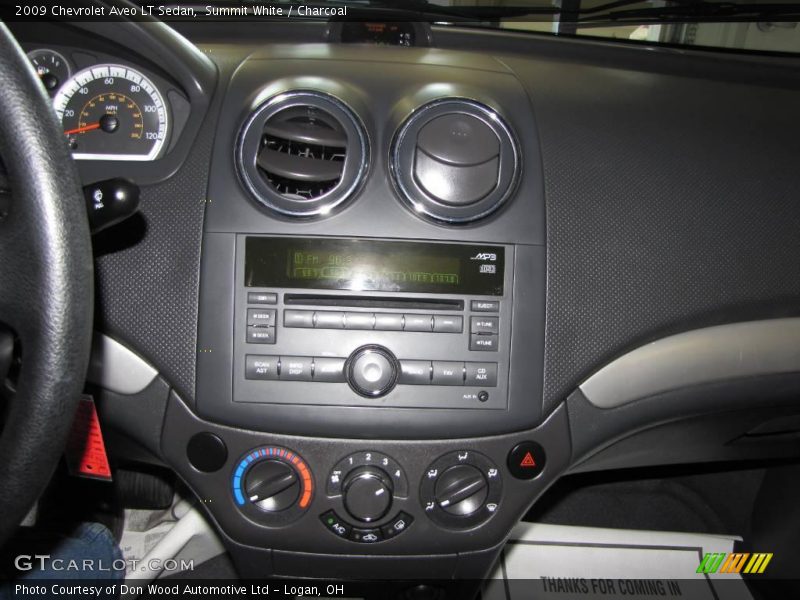Summit White / Charcoal 2009 Chevrolet Aveo LT Sedan