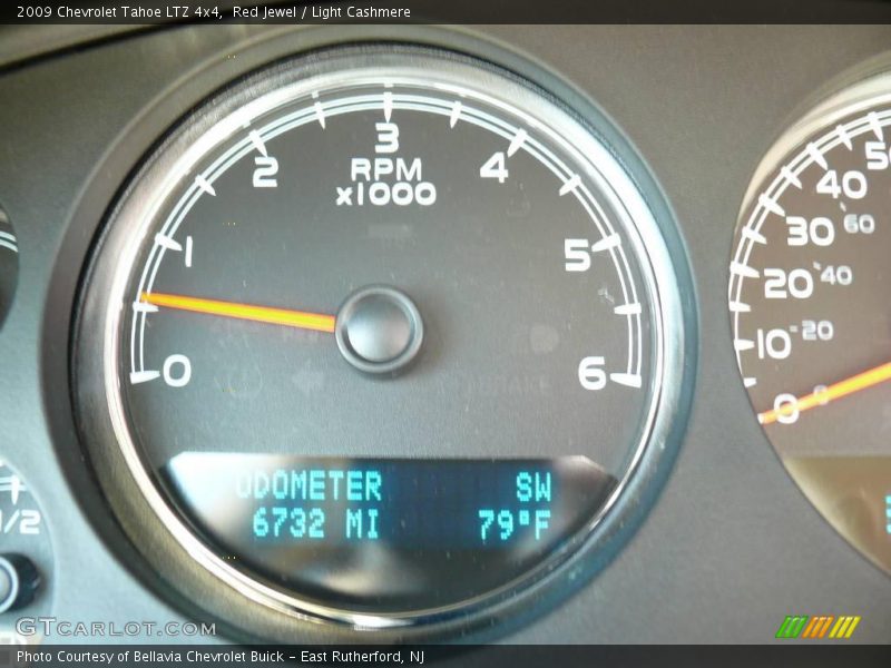 Red Jewel / Light Cashmere 2009 Chevrolet Tahoe LTZ 4x4