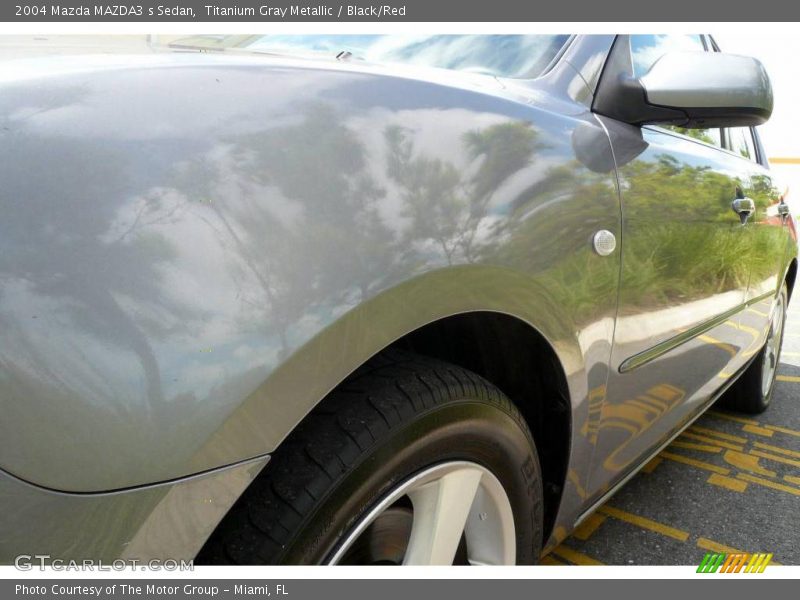 Titanium Gray Metallic / Black/Red 2004 Mazda MAZDA3 s Sedan