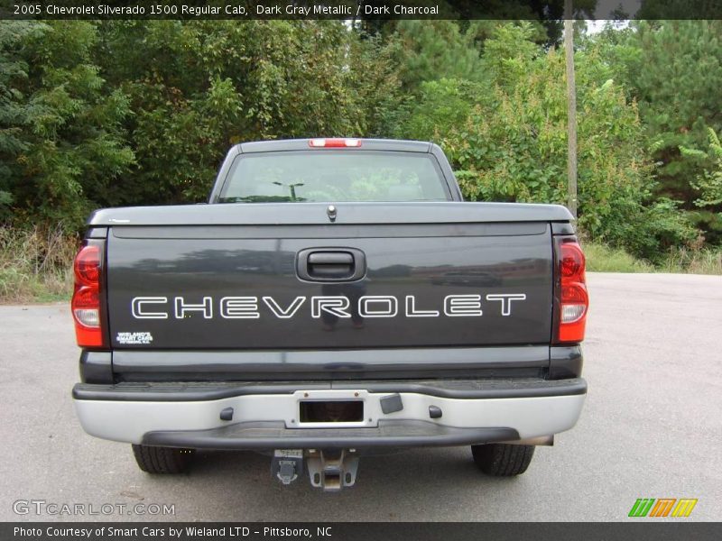 Dark Gray Metallic / Dark Charcoal 2005 Chevrolet Silverado 1500 Regular Cab