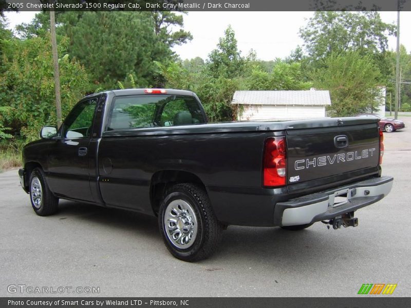 Dark Gray Metallic / Dark Charcoal 2005 Chevrolet Silverado 1500 Regular Cab