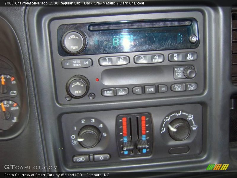 Dark Gray Metallic / Dark Charcoal 2005 Chevrolet Silverado 1500 Regular Cab