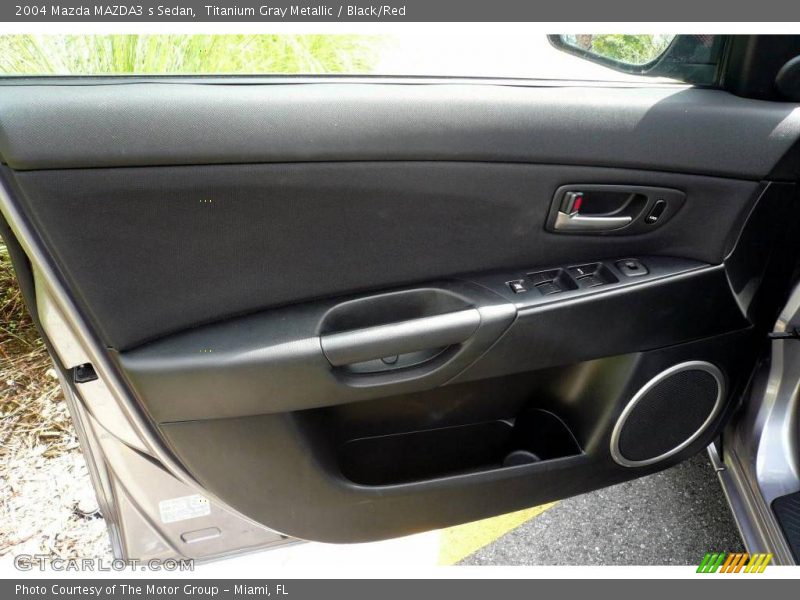 Titanium Gray Metallic / Black/Red 2004 Mazda MAZDA3 s Sedan