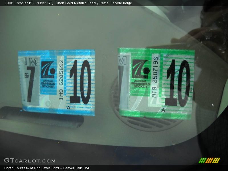Linen Gold Metallic Pearl / Pastel Pebble Beige 2006 Chrysler PT Cruiser GT