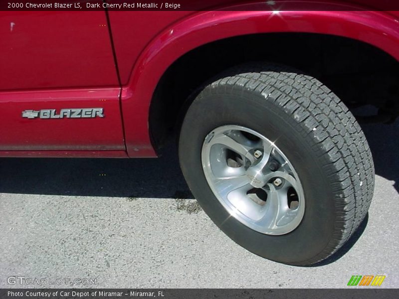 Dark Cherry Red Metallic / Beige 2000 Chevrolet Blazer LS