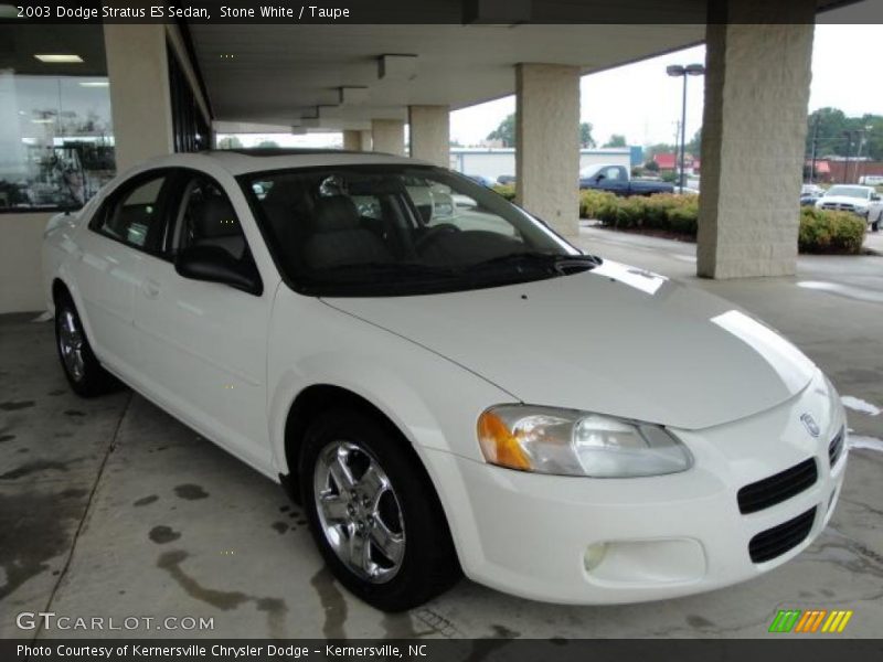 Stone White / Taupe 2003 Dodge Stratus ES Sedan