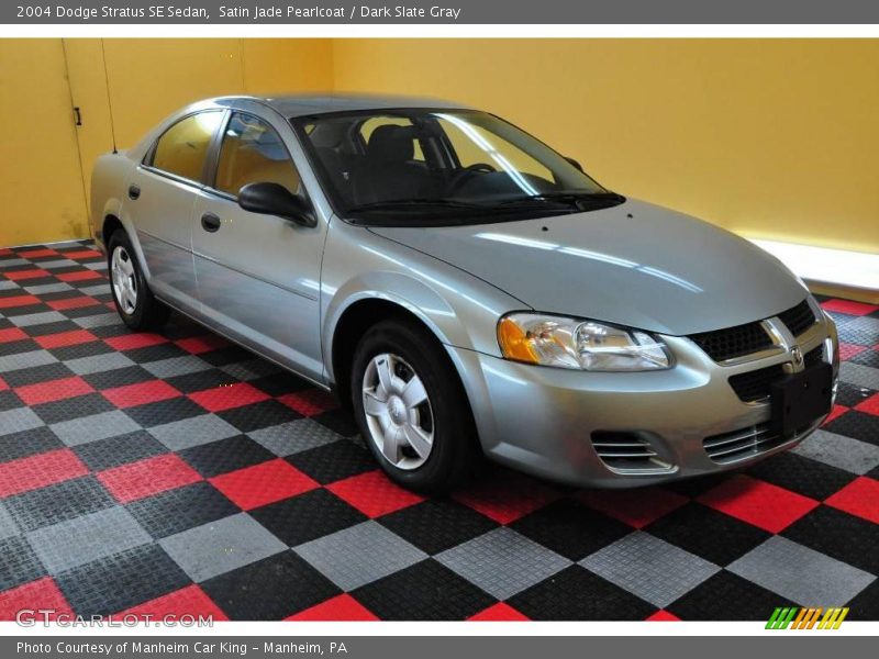 Satin Jade Pearlcoat / Dark Slate Gray 2004 Dodge Stratus SE Sedan