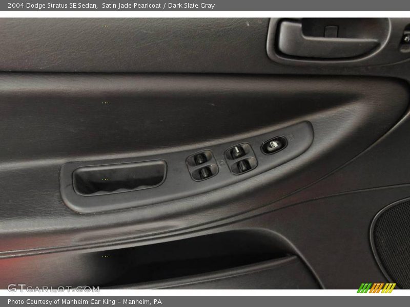 Satin Jade Pearlcoat / Dark Slate Gray 2004 Dodge Stratus SE Sedan