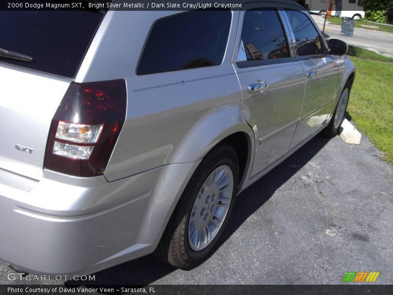 Bright Silver Metallic / Dark Slate Gray/Light Graystone 2006 Dodge Magnum SXT