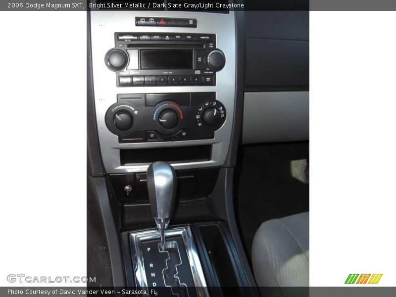 Bright Silver Metallic / Dark Slate Gray/Light Graystone 2006 Dodge Magnum SXT