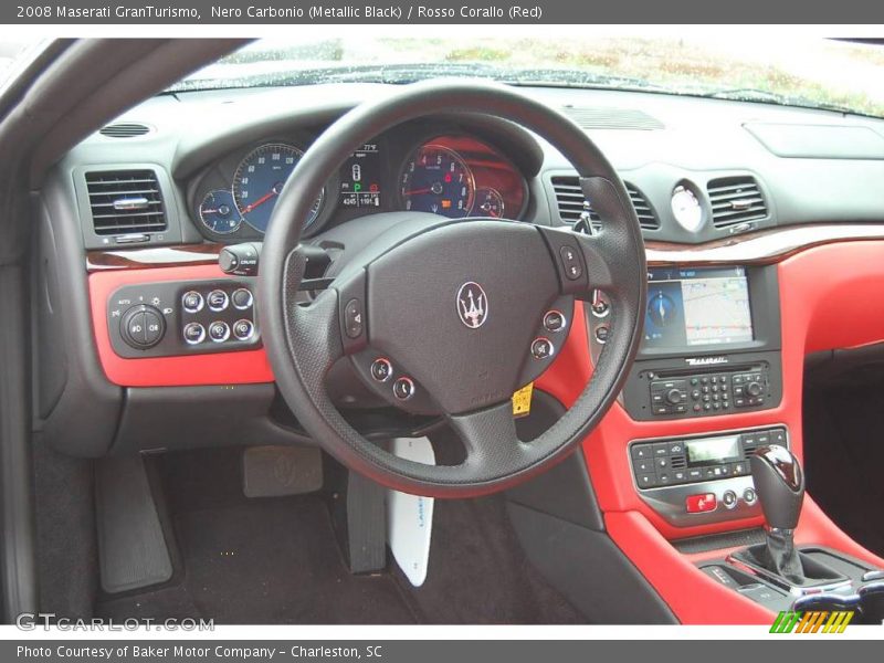 Nero Carbonio (Metallic Black) / Rosso Corallo (Red) 2008 Maserati GranTurismo