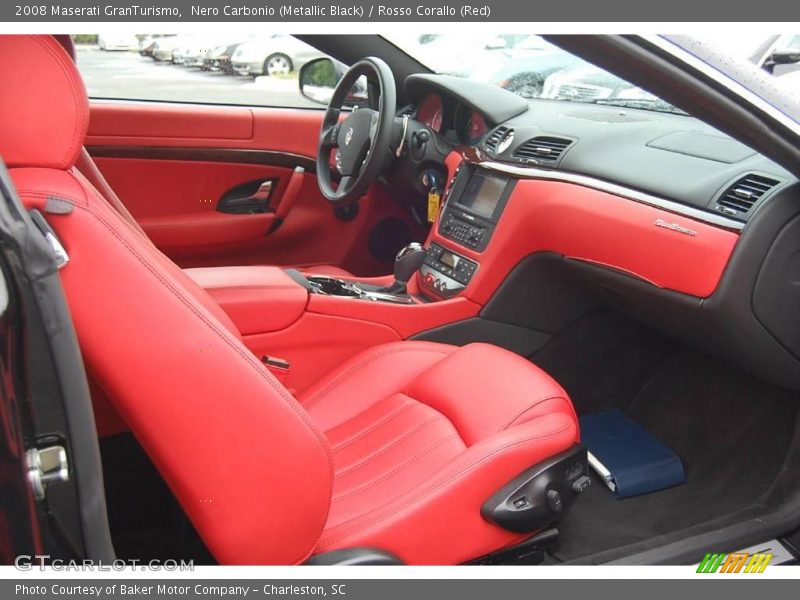 Nero Carbonio (Metallic Black) / Rosso Corallo (Red) 2008 Maserati GranTurismo