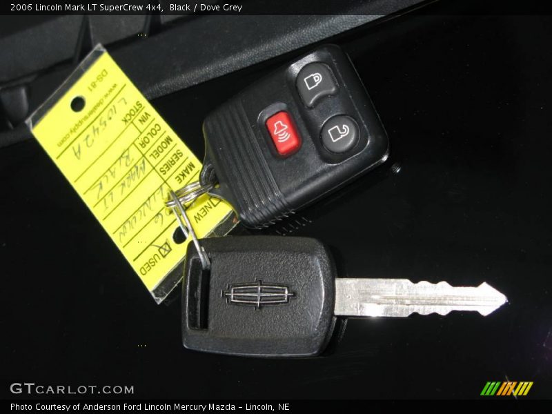 Black / Dove Grey 2006 Lincoln Mark LT SuperCrew 4x4