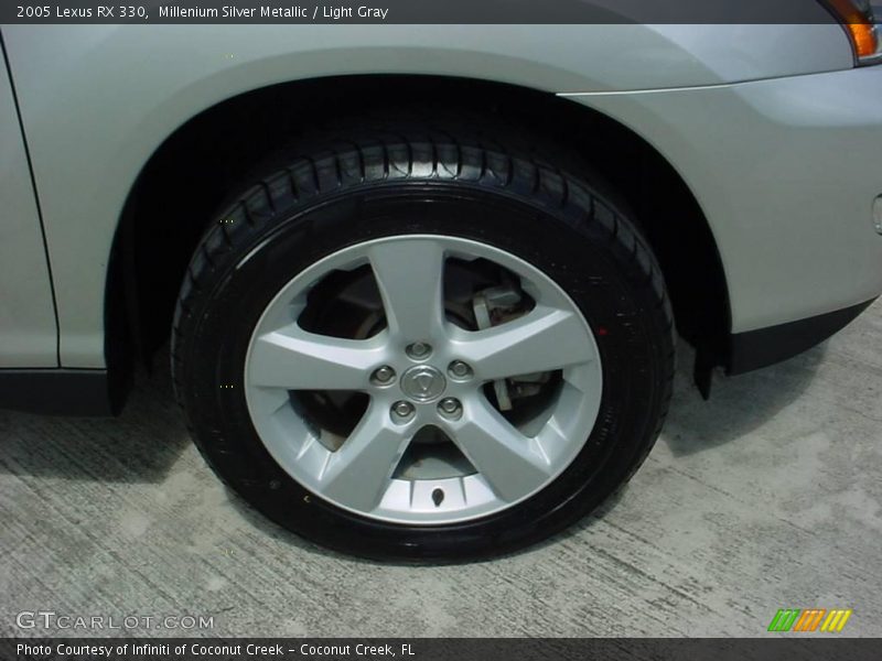 Millenium Silver Metallic / Light Gray 2005 Lexus RX 330