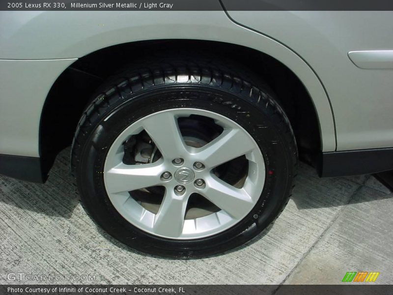 Millenium Silver Metallic / Light Gray 2005 Lexus RX 330