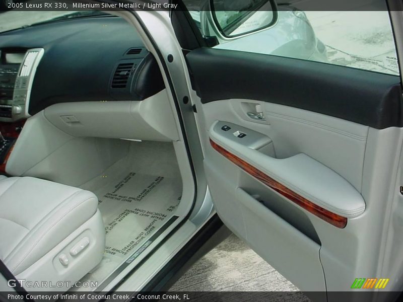 Millenium Silver Metallic / Light Gray 2005 Lexus RX 330