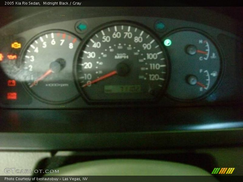 Midnight Black / Gray 2005 Kia Rio Sedan