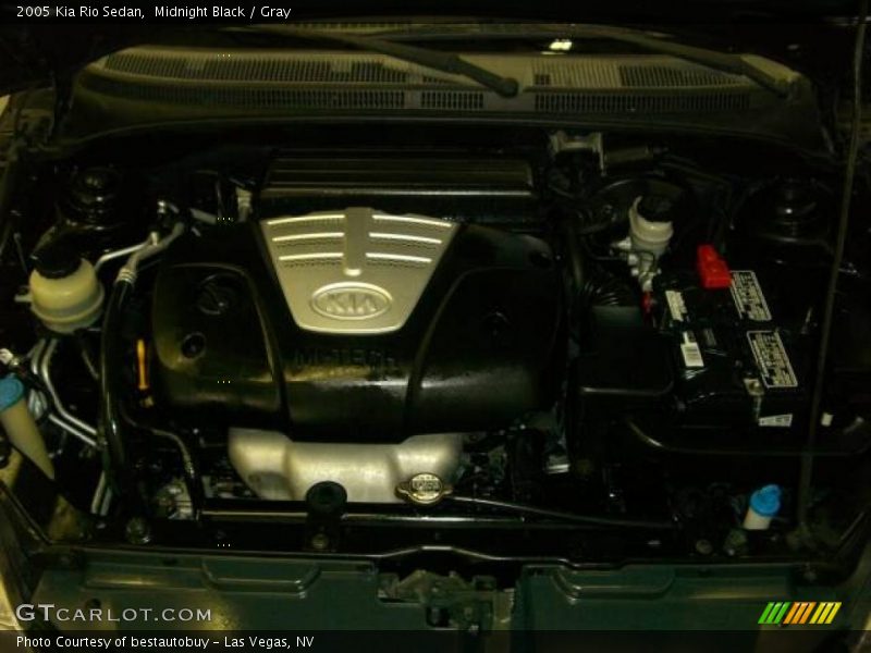 Midnight Black / Gray 2005 Kia Rio Sedan