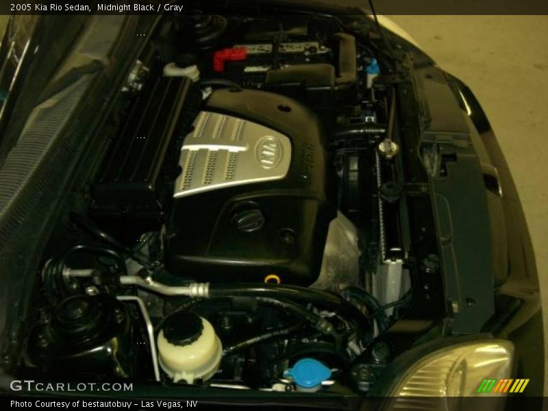 Midnight Black / Gray 2005 Kia Rio Sedan