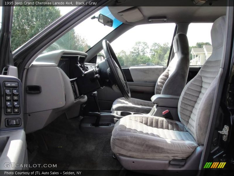 Black / Gray 1995 Jeep Grand Cherokee Laredo 4x4