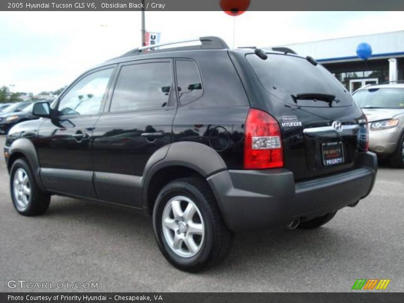 Obsidian Black / Gray 2005 Hyundai Tucson GLS V6