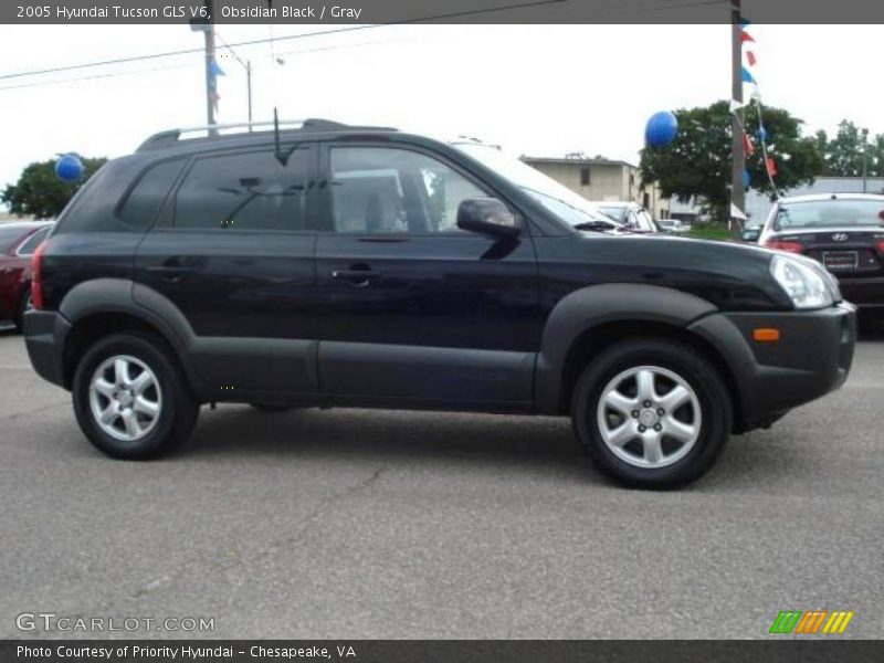 Obsidian Black / Gray 2005 Hyundai Tucson GLS V6
