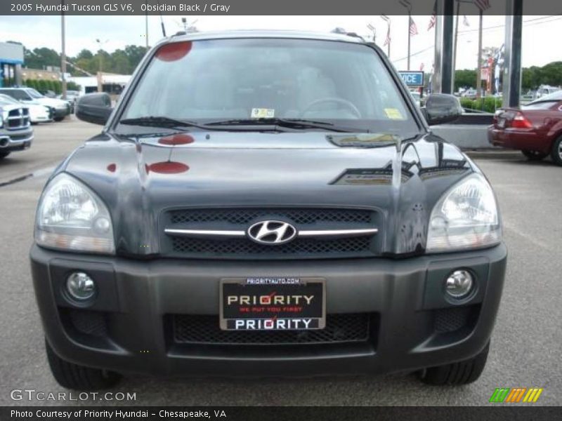 Obsidian Black / Gray 2005 Hyundai Tucson GLS V6