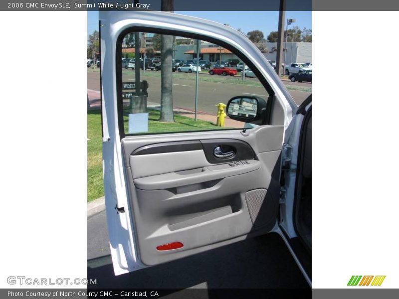 Summit White / Light Gray 2006 GMC Envoy SLE