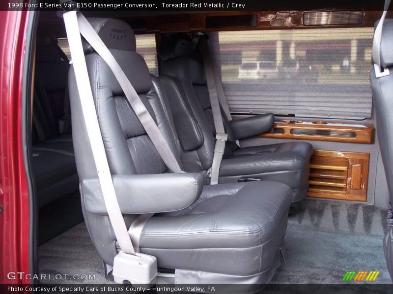 Toreador Red Metallic / Grey 1998 Ford E Series Van E150 Passenger Conversion