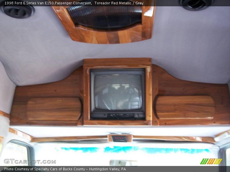 Toreador Red Metallic / Grey 1998 Ford E Series Van E150 Passenger Conversion