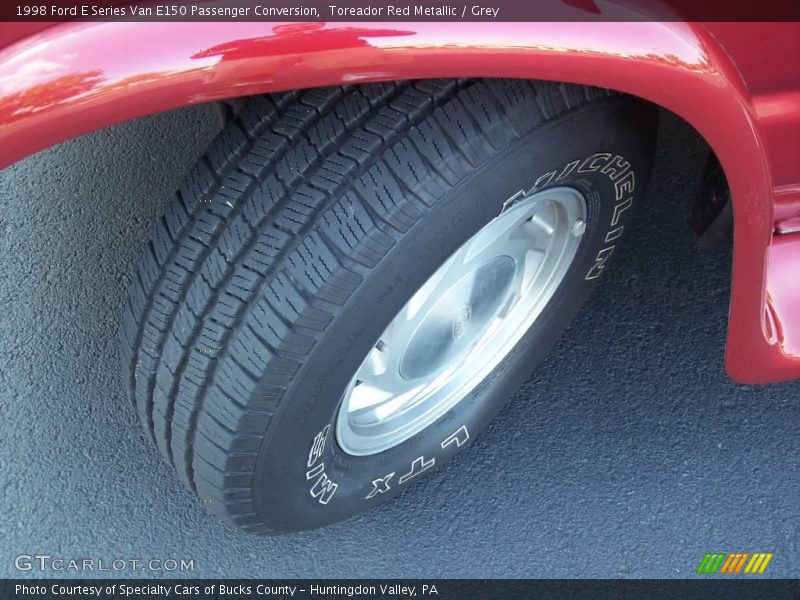 Toreador Red Metallic / Grey 1998 Ford E Series Van E150 Passenger Conversion