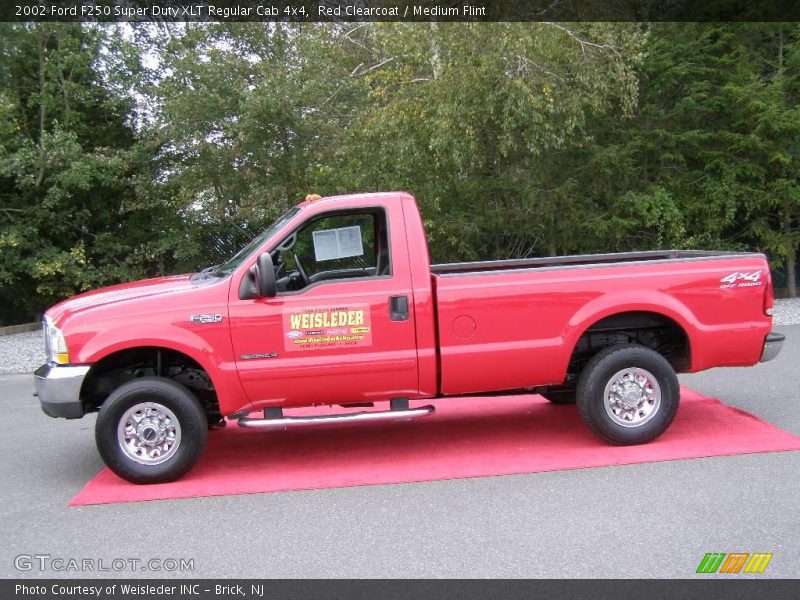 Red Clearcoat / Medium Flint 2002 Ford F250 Super Duty XLT Regular Cab 4x4